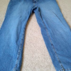 Used jeans wide legged